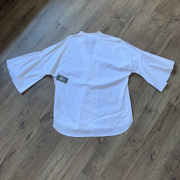 Vince Camuto NWT Bell-sleeve Blouse - Picture 5 of 7